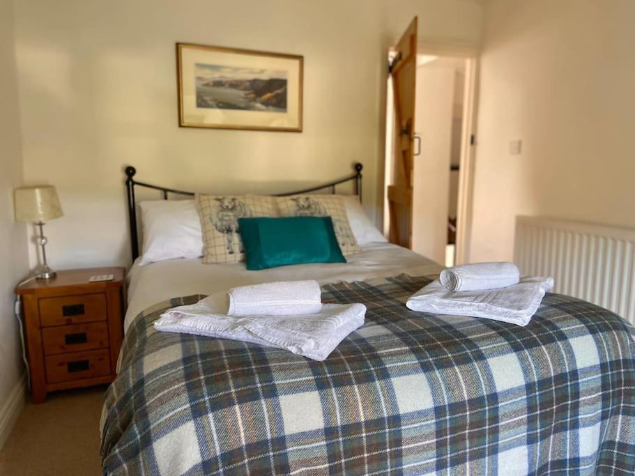 Scenic Welsh Cottage In The Brecon Beacons Crickhowell Kültér fotó